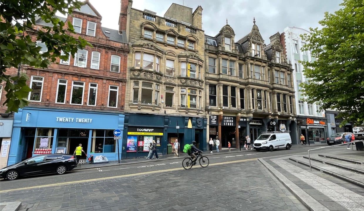 7-9 Bigg Market interior 1
